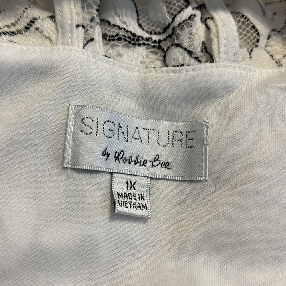 Signature by Robbie Bee Plus Floral Lace Dress - Picture 11 of 12